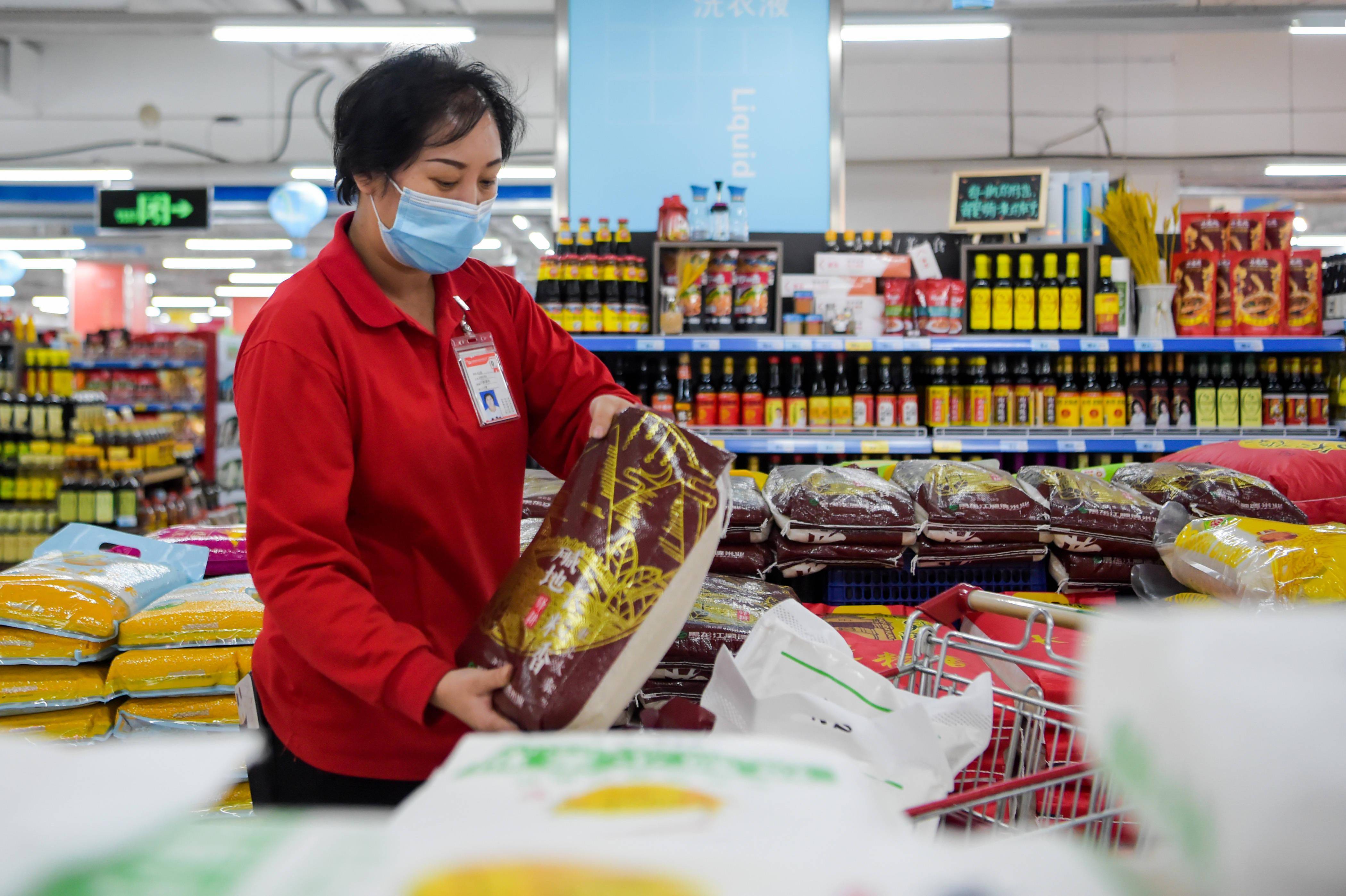 31省份新增本土确诊110例︰(31省新增本土确诊107例)-第1张图片