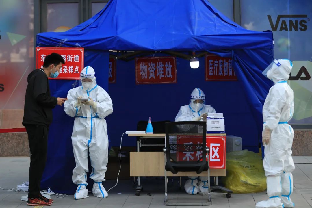 “31省本土新增23例” 31省本土新增潸？